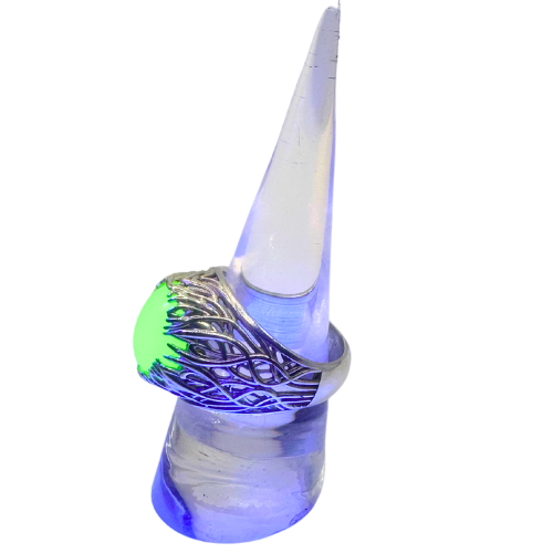 Uranium Glowing Glass Size 8.5 Moss Ring 9 grams