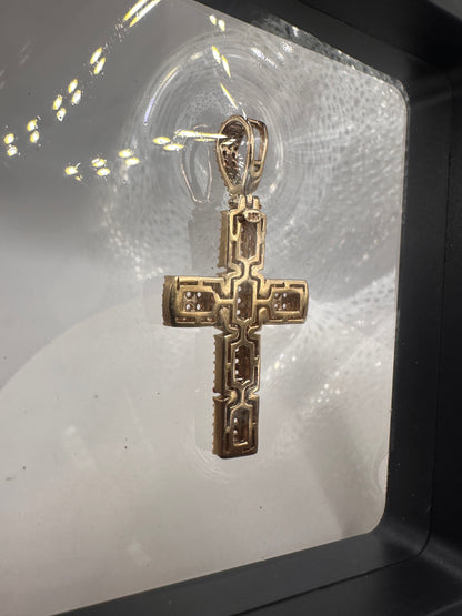 Cross Pendant 14k Solid Gold 10 grams