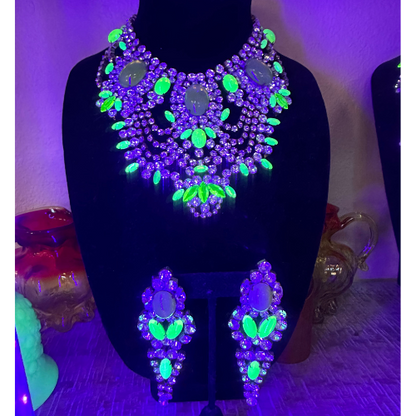 Czech Uranium Glass Glowing Necklace & Earring Set