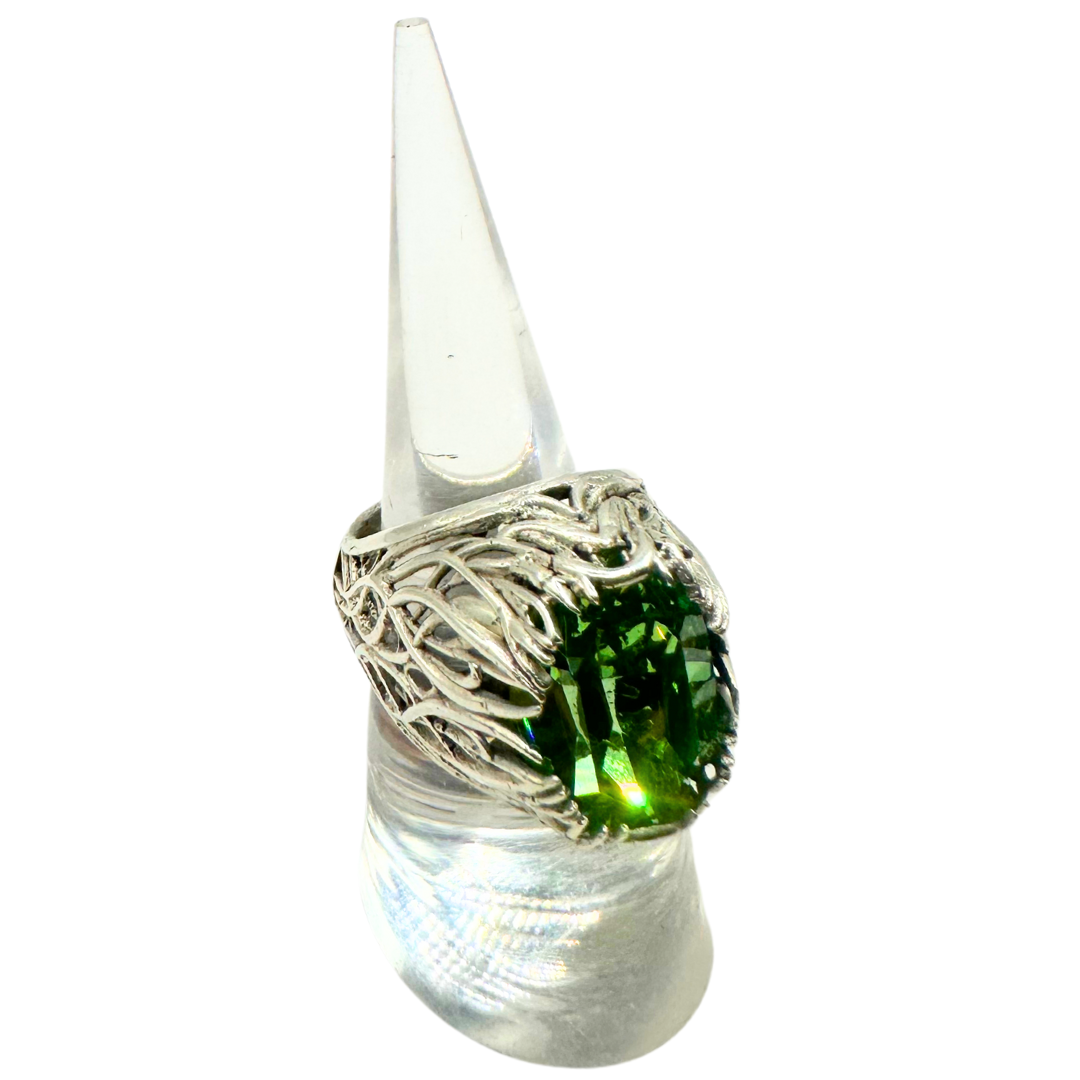 Uranium Glowing Glass Moss Size 7 13g Ring (Large Uranium)